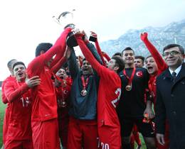 BUCA BELEDİYE SPOR VE SAKİNŞEHİR SEFERİHİSAR SPORU TEBRİK EDİYORUZ.
